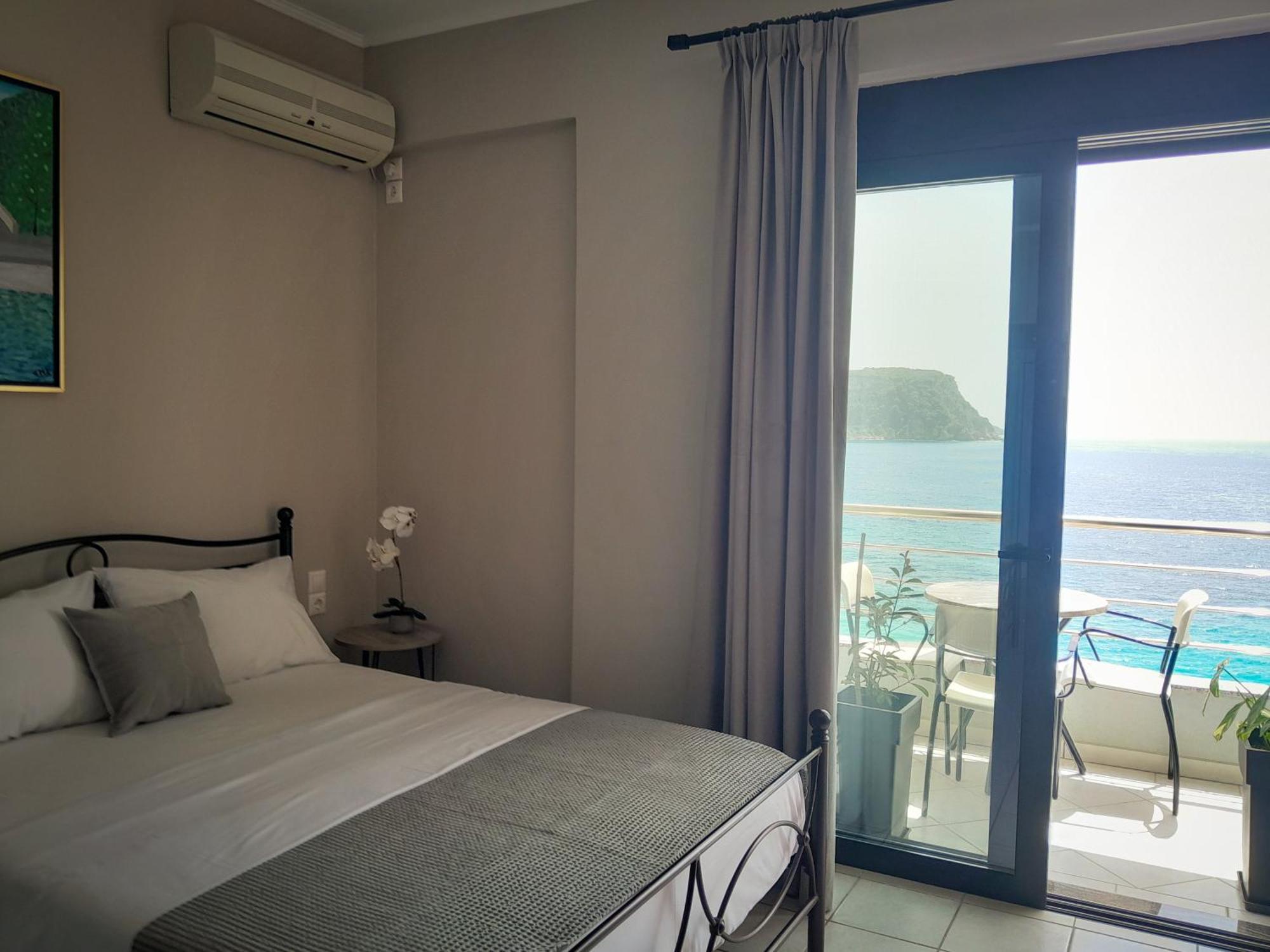 Anel Rooms Himare Exterior photo